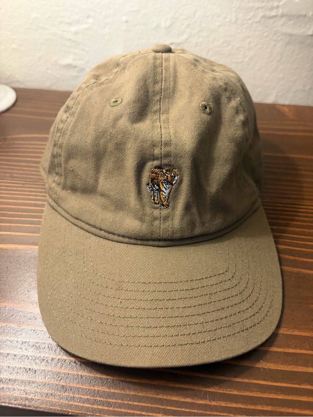 Classic Khaki San Diego Zoo Cotton Baseball Cap with Embroidered Tiger
